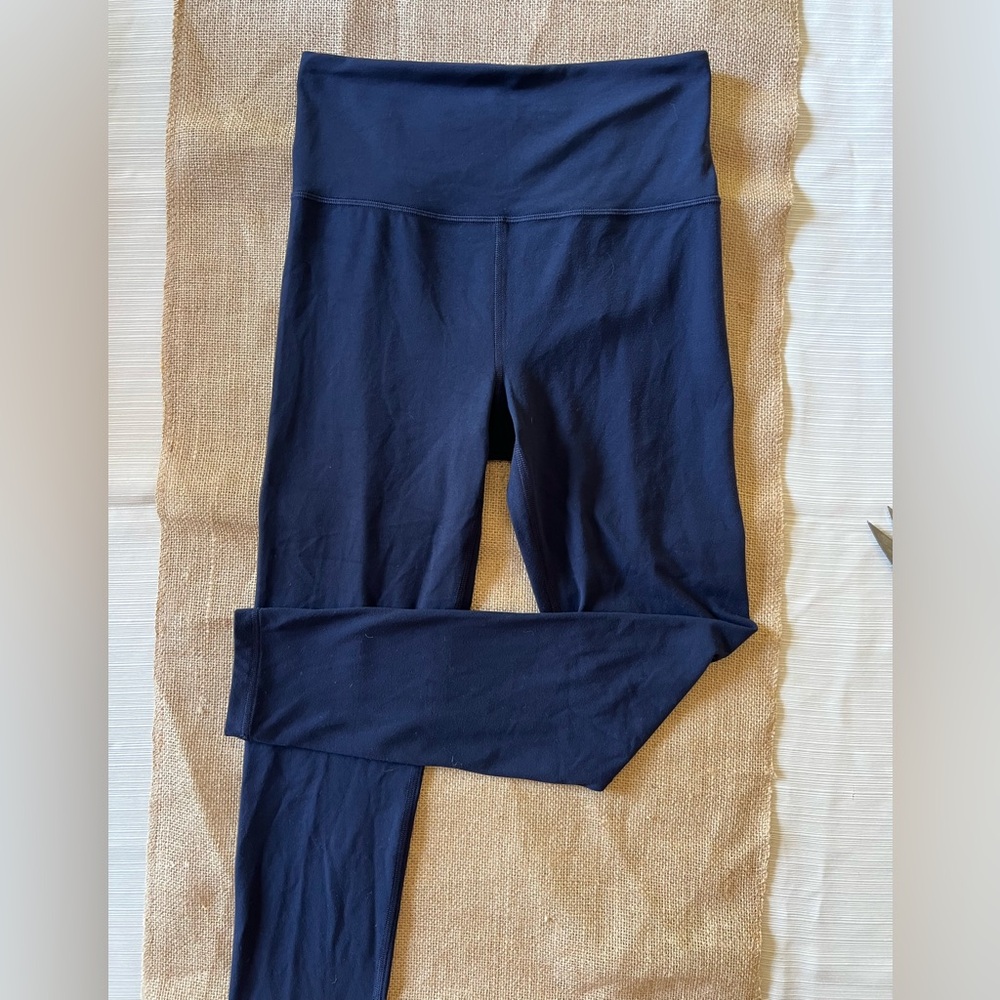 Athleta Elation ultra High Rise 7/8 leggings